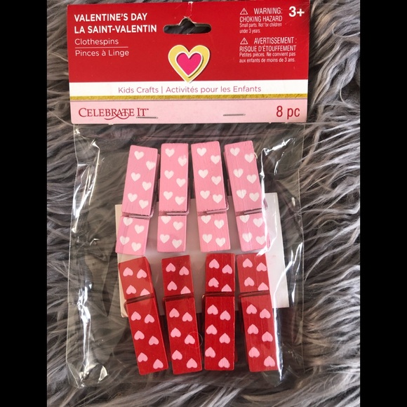 Valentines Close-pin style Wooden hearts - Picture 1 of 2